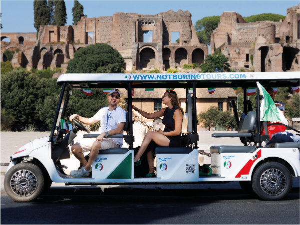 Recorrido en carrito de golf por Roma con música y helado